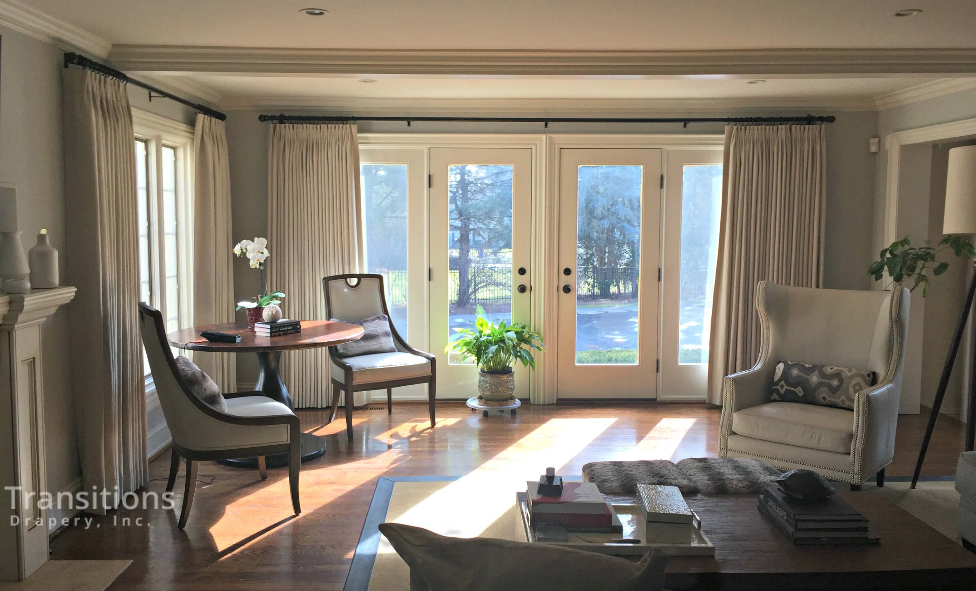 Drapes Cream Full