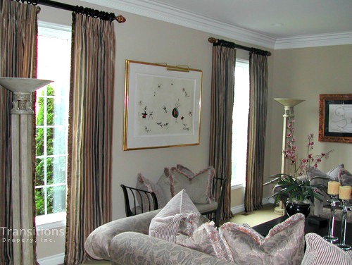 Drapes traditional-family-room