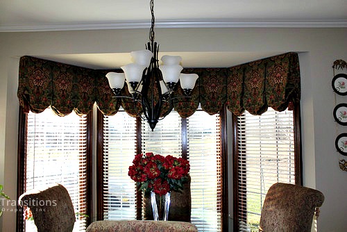 Valance transitional dining room