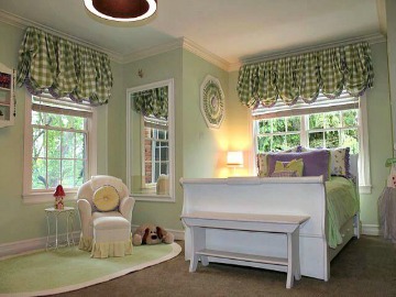 Balloon valances