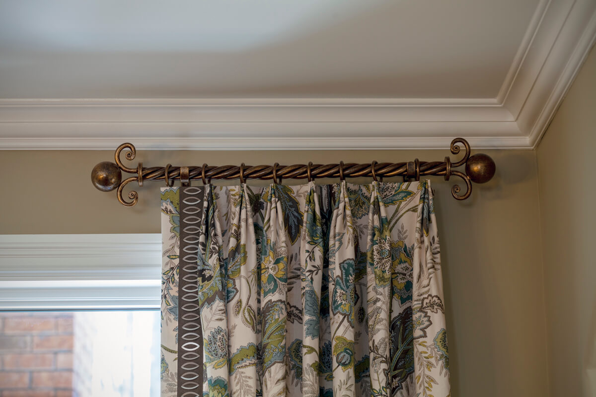 Decorative curtain rod drapery rod hardware
